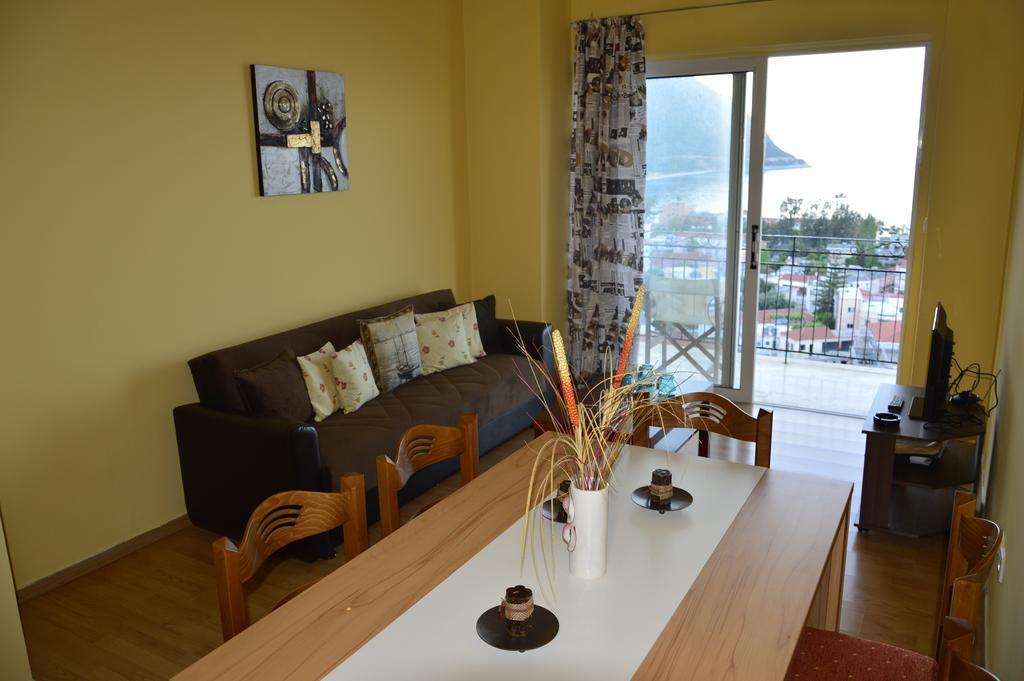 Poros Highest Hill & Sea View! Apartment Bagian luar foto